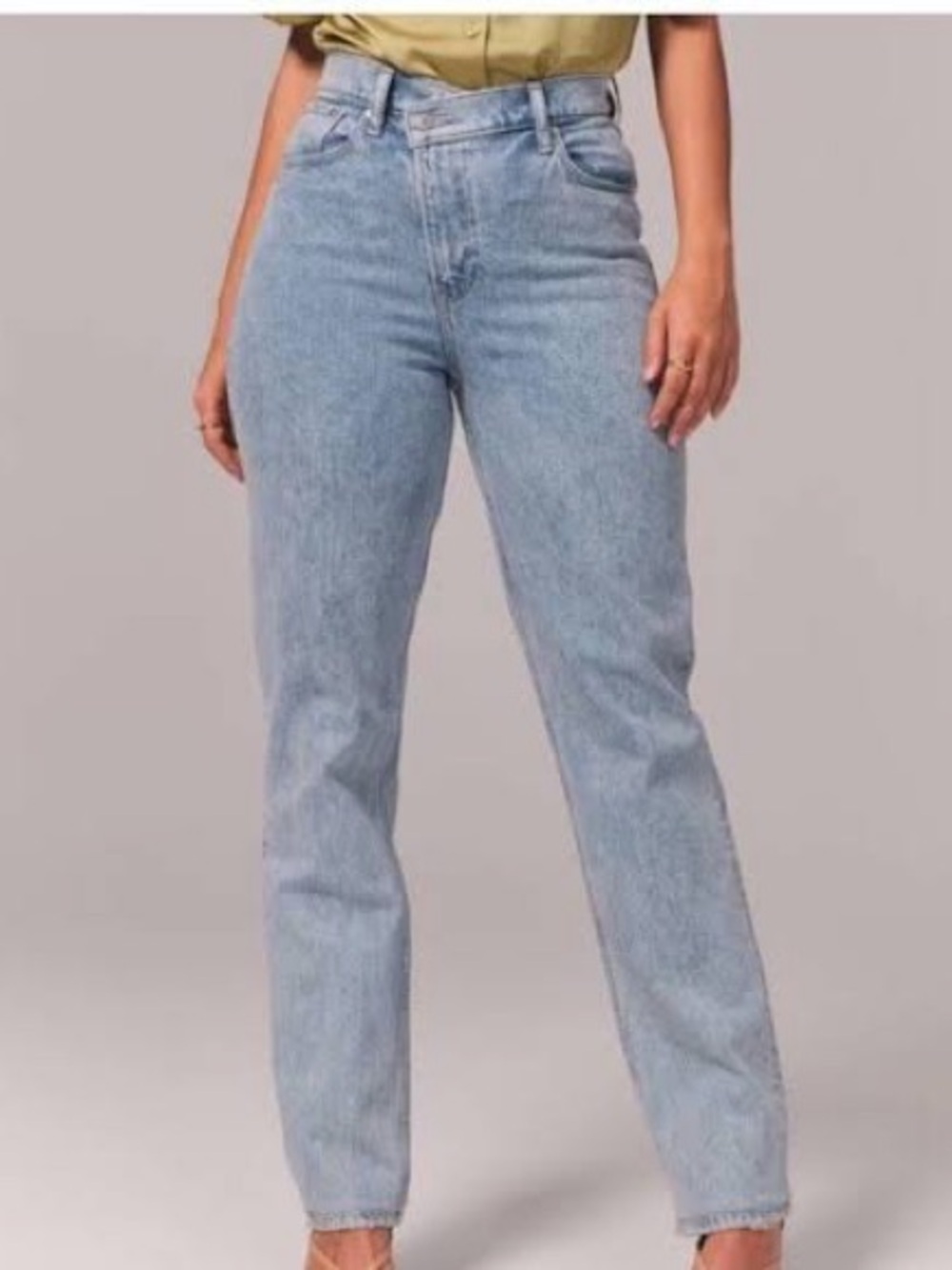 Abercrombie & Fitch Light Blue Ultra High Rise '90s Straight Jeans